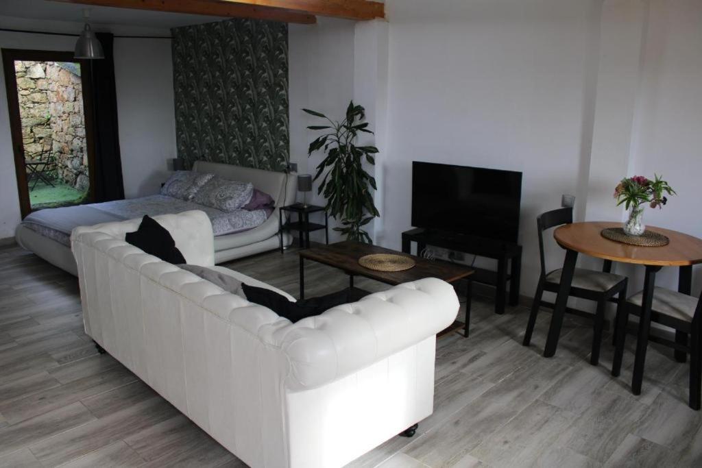 فيلا Casa Loft سانتياغو دي كومبوستيلا المظهر الخارجي الصورة